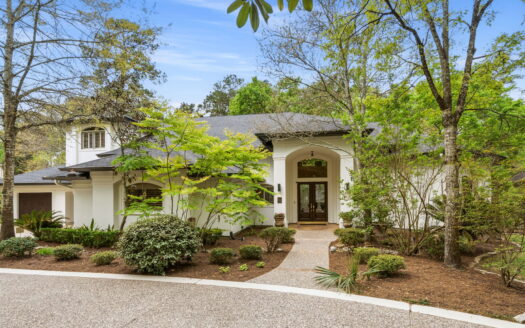 55 S Benton Woods Circle